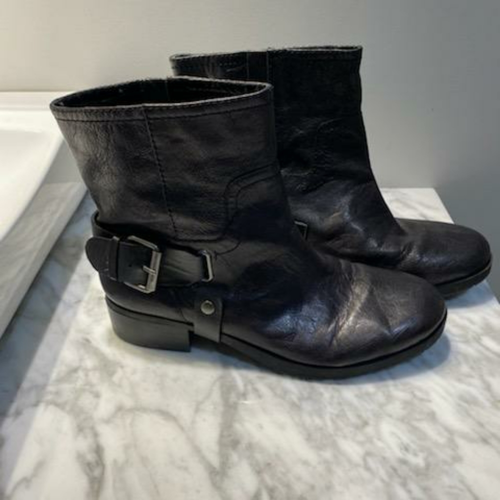 Ankle boots